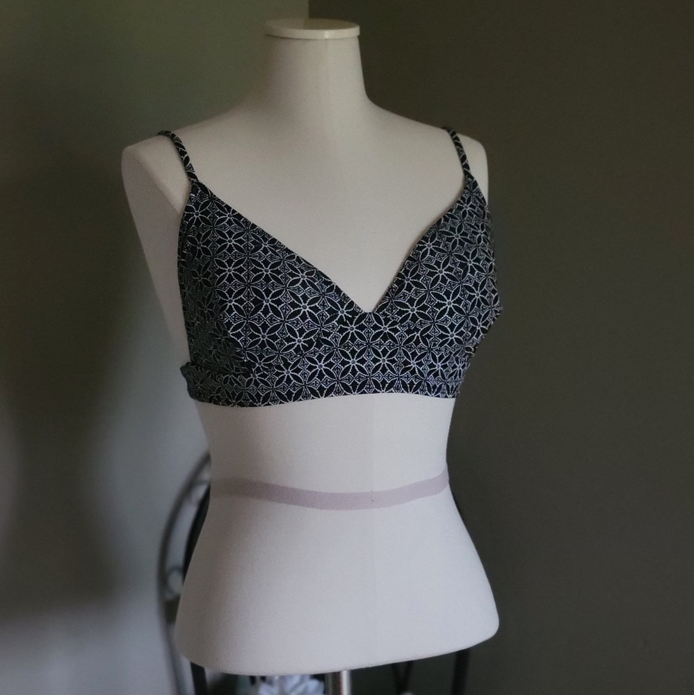 Old Navy Black Tile-Print Bikini Top